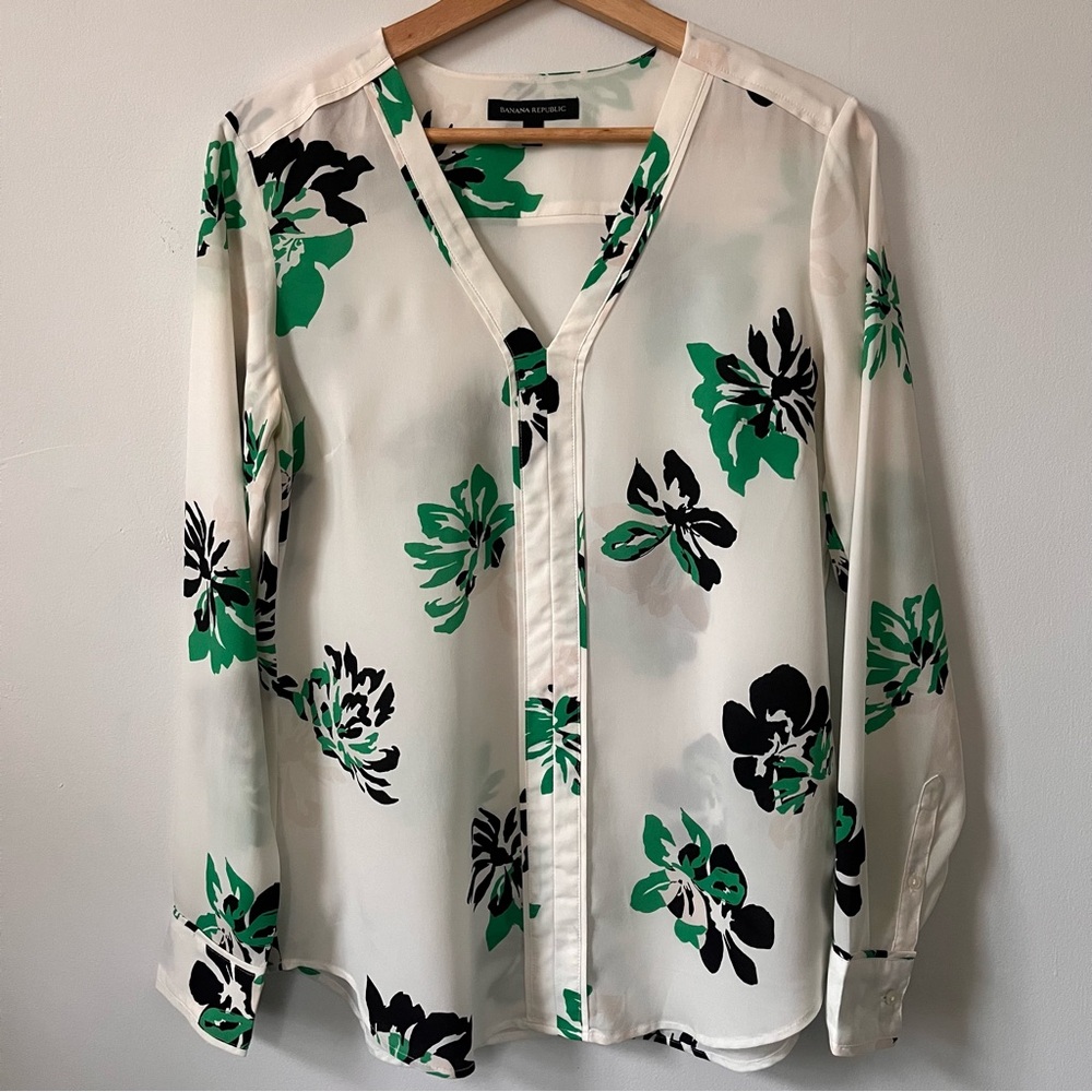Banana Republic Floral Long Sleeve Blouse, Size M